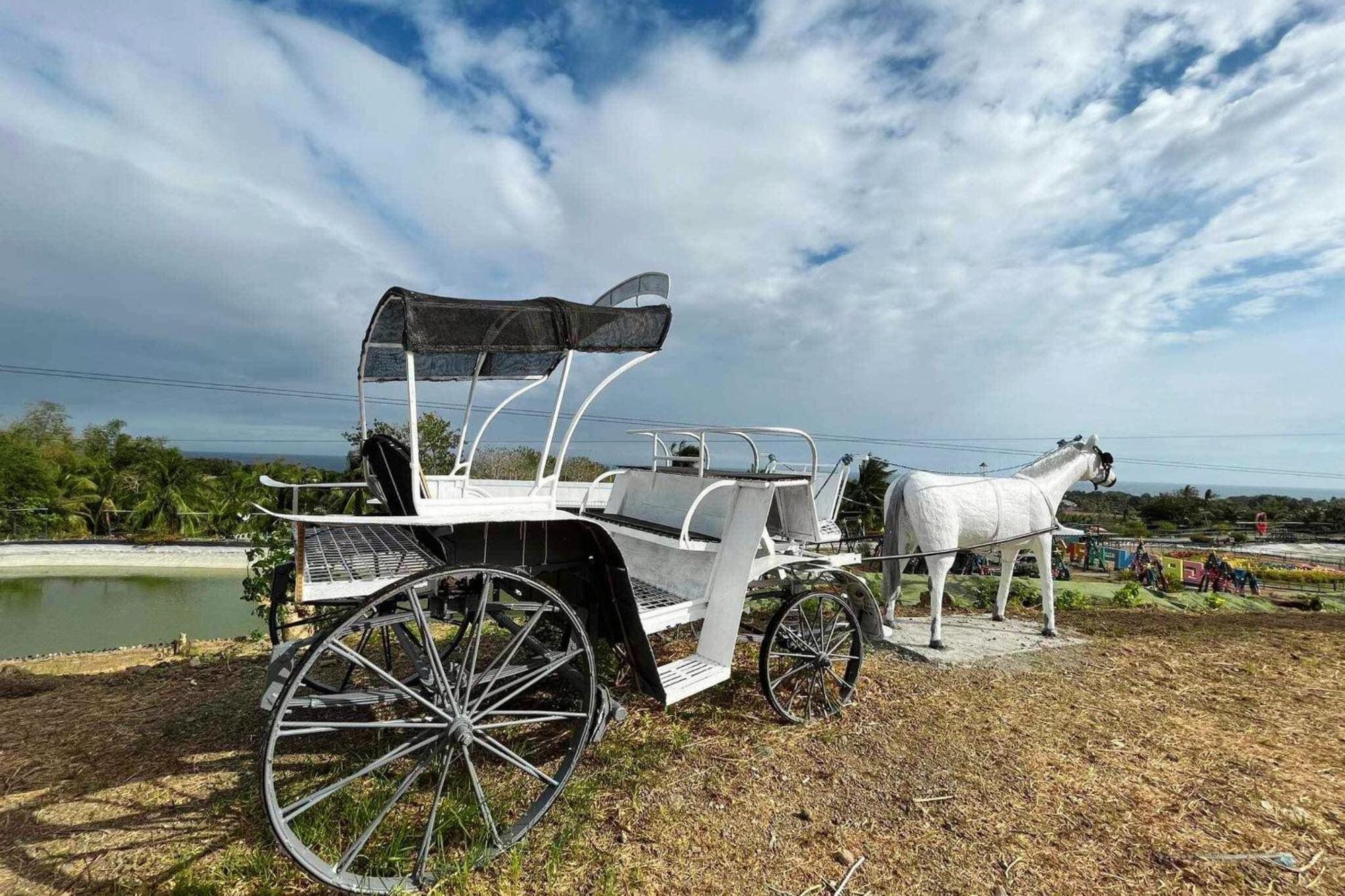 Garin Farm Pilgrimage Resort Powered By Cocotel San Joaquin Exterior foto
