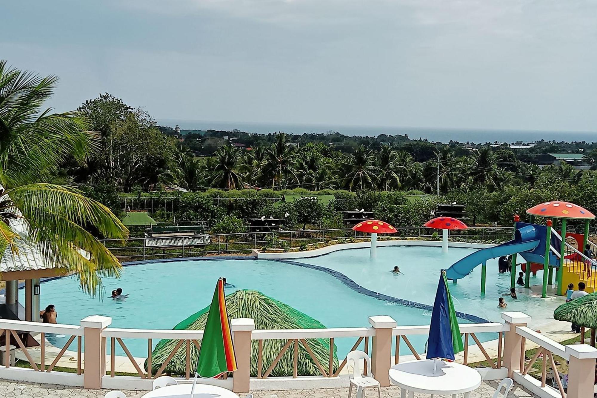 Garin Farm Pilgrimage Resort Powered By Cocotel San Joaquin Exterior foto